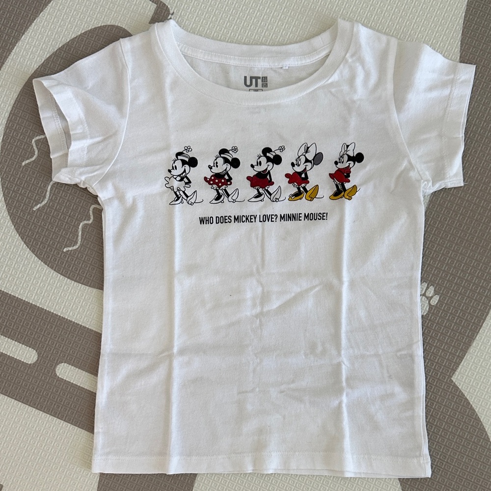 Uniqlo Kids White Mickey & Minnie Mouse Tee